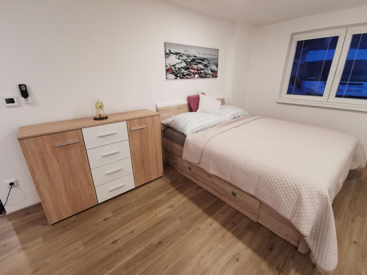 Apartmany Svitkov 79 باردوبيتسه المظهر الخارجي الصورة