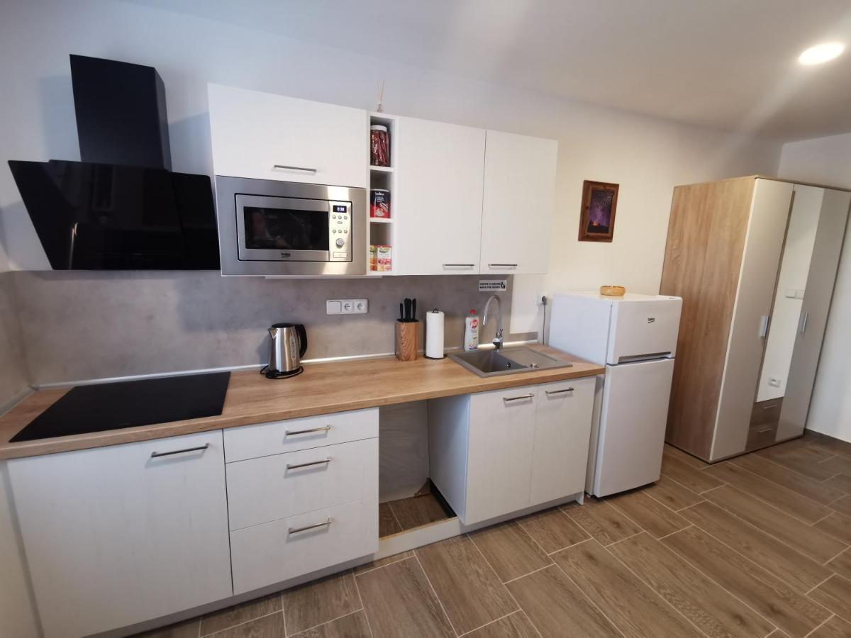 Apartmany Svitkov 79 باردوبيتسه المظهر الخارجي الصورة
