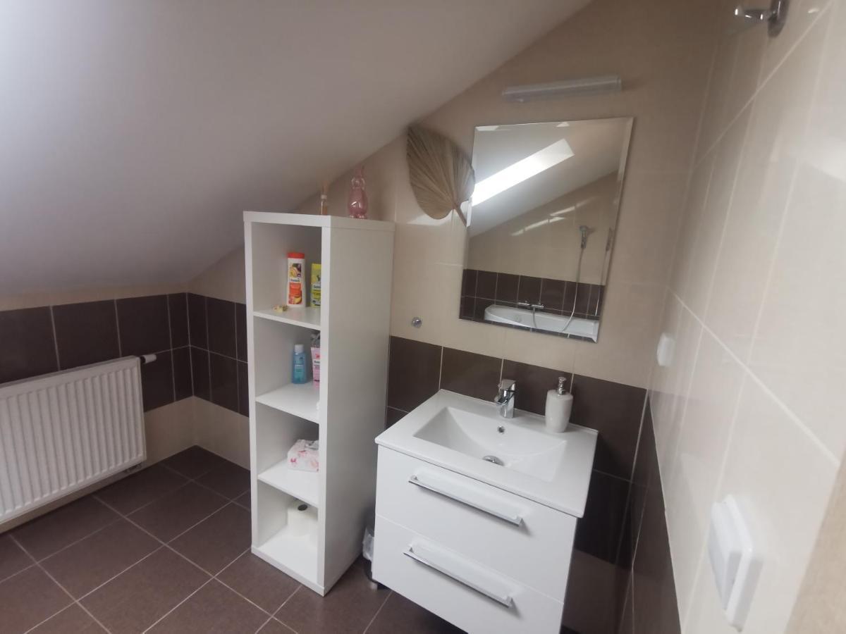Apartmany Svitkov 79 باردوبيتسه المظهر الخارجي الصورة
