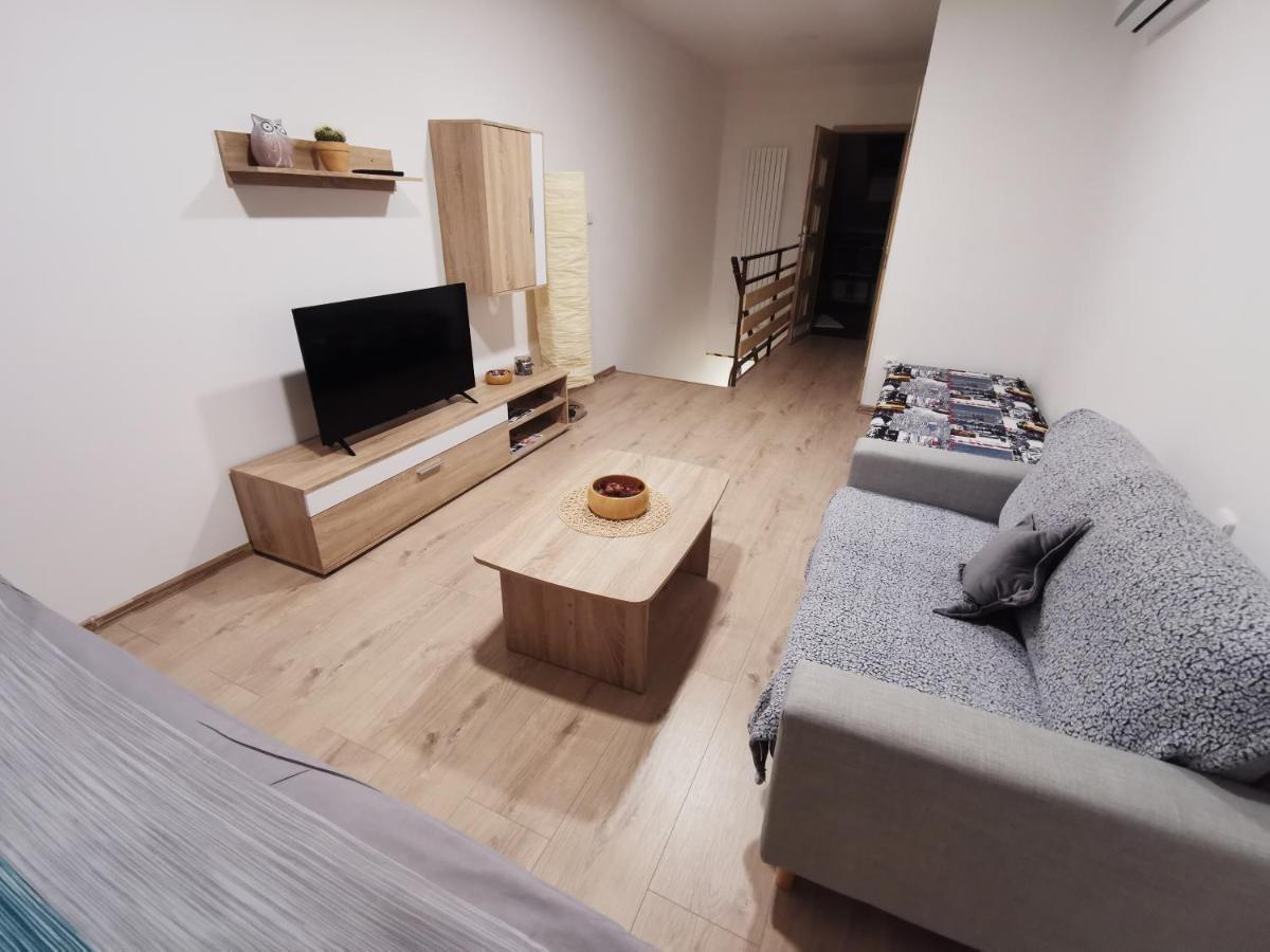 Apartmany Svitkov 79 باردوبيتسه المظهر الخارجي الصورة