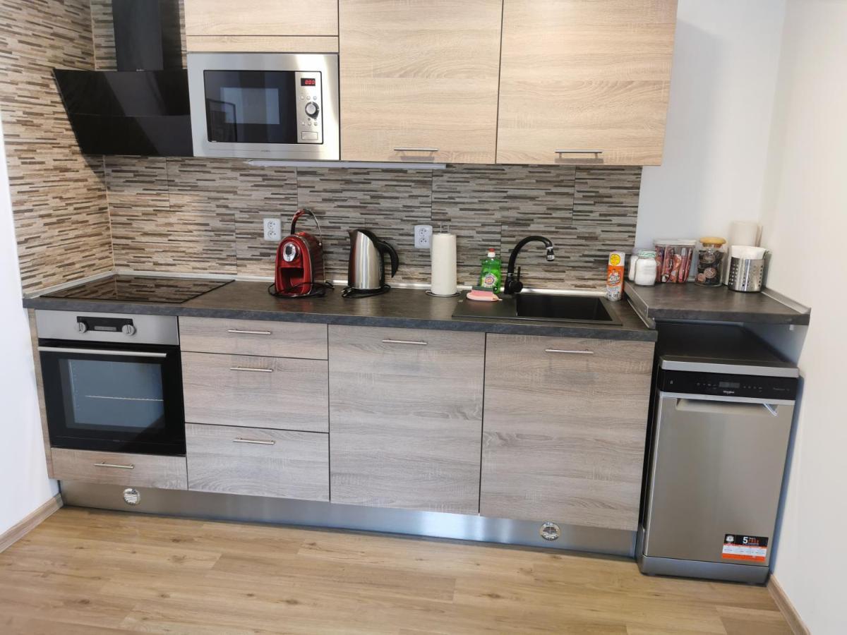 Apartmany Svitkov 79 باردوبيتسه المظهر الخارجي الصورة