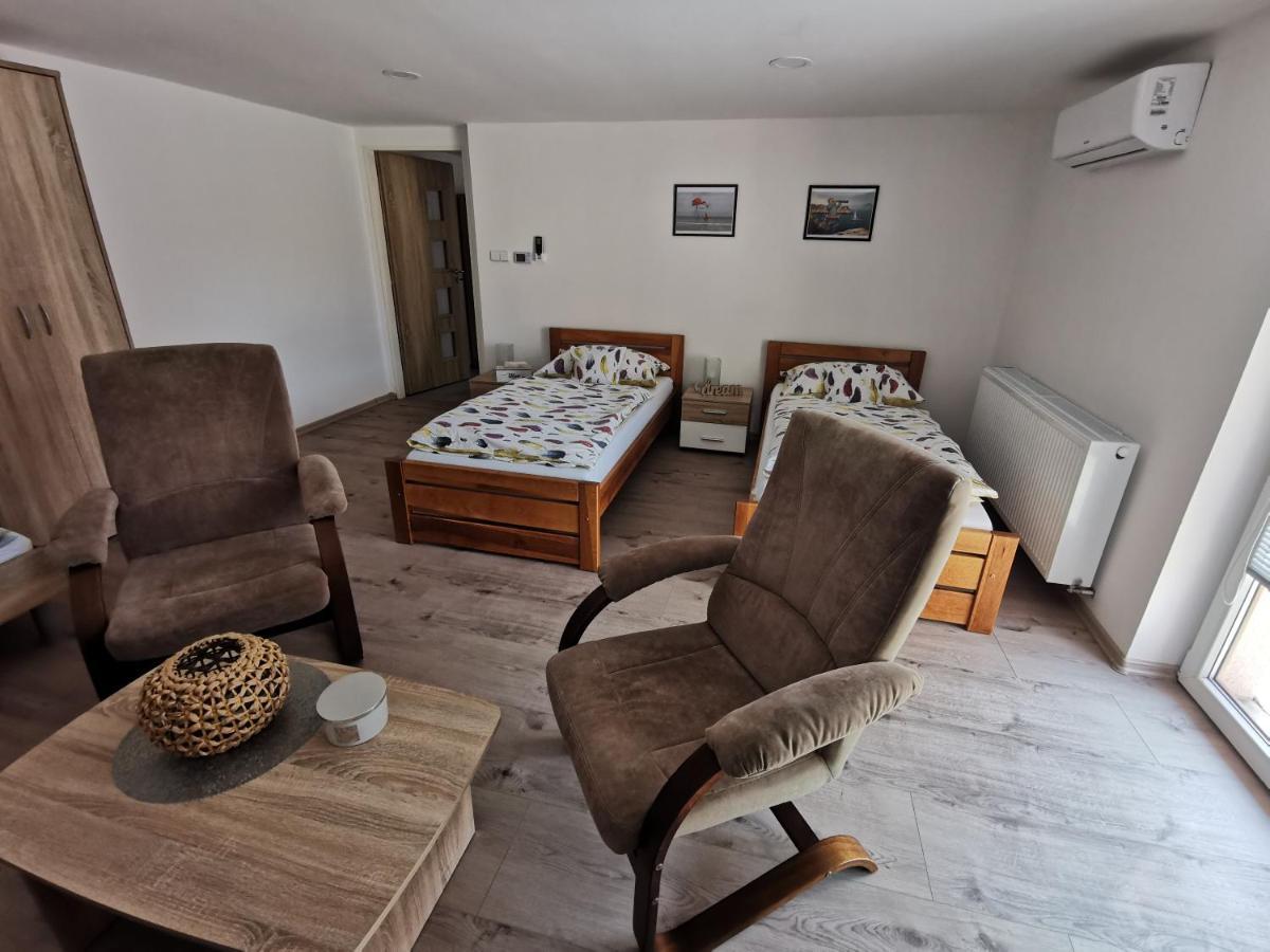 Apartmany Svitkov 79 باردوبيتسه المظهر الخارجي الصورة